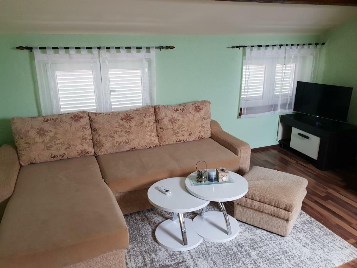 Apartman Viki Stinjan Пула Екстер'єр фото